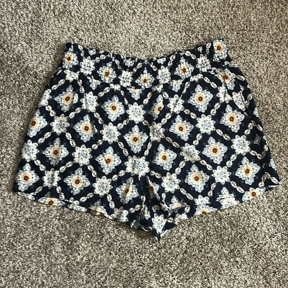 Anthropologie Pants - Anthropologie Kitchen Tile Print Shorts